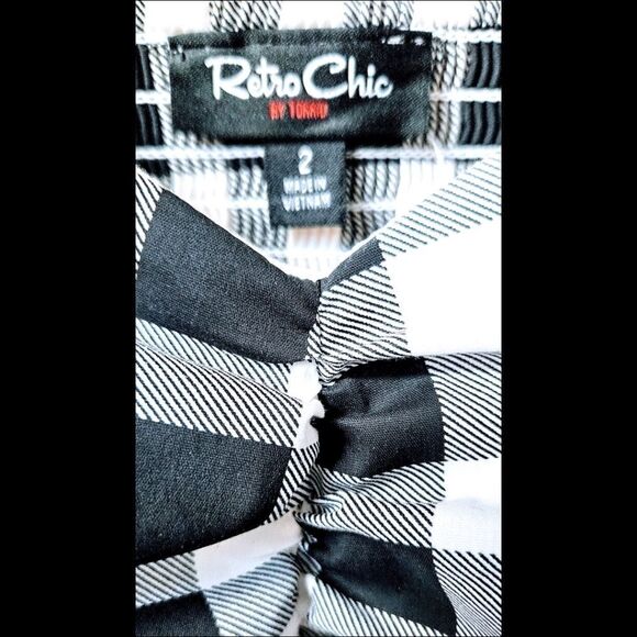 TORRID PlusโSize Midi Poplin Fit & Flare Skater Dress Size 2X - Picture 4 of 16